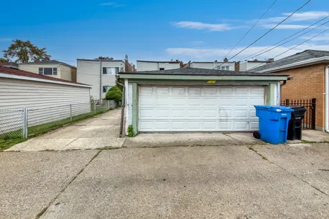 4737 North Kildare Avenue Chicago IL 60630