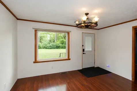 403 Maplewood Drive Lakemoor IL 60051