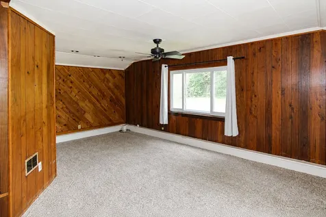 403 Maplewood Drive Lakemoor IL 60051