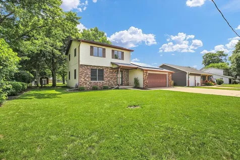 1009 North West Street N Leroy IL 61752