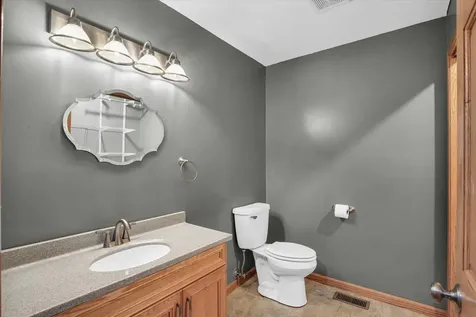 1009 North West Street N Leroy IL 61752