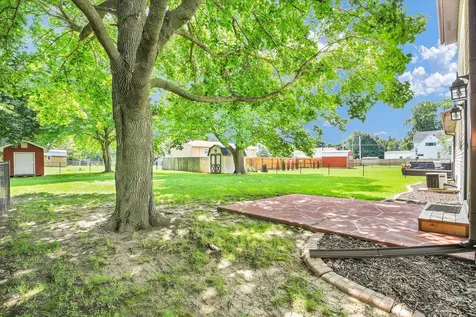 1009 North West Street N Leroy IL 61752