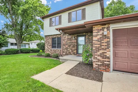 1009 North West Street N Leroy IL 61752