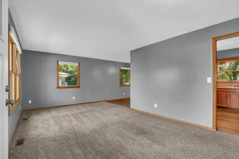1009 North West Street N Leroy IL 61752