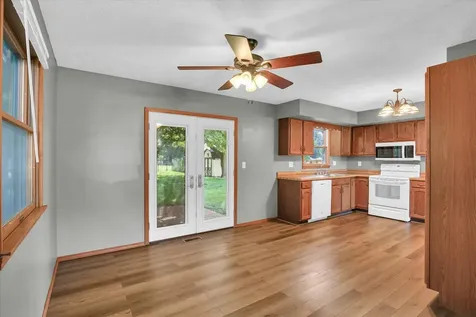 1009 North West Street N Leroy IL 61752