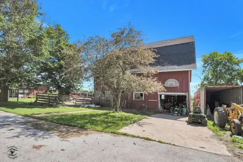 3663 W Church Road Beecher IL 60401