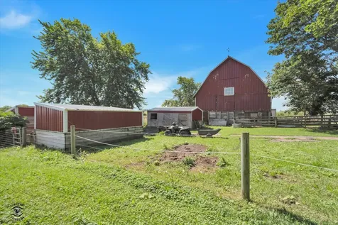 3663 W Church Road Beecher IL 60401