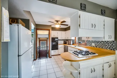 514 East 164th Place South Holland IL 60473