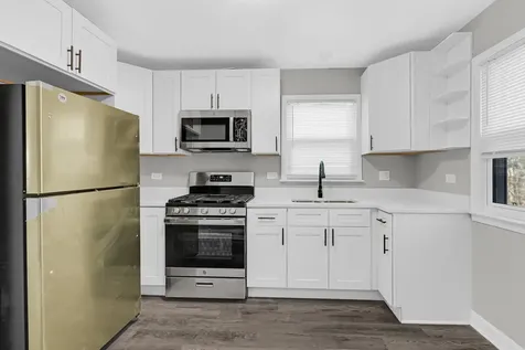 17015 Annetta Avenue Hazel Crest IL 60429