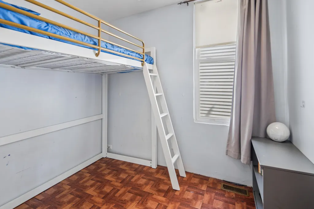 2016 North Whipple Street Chicago IL 60647