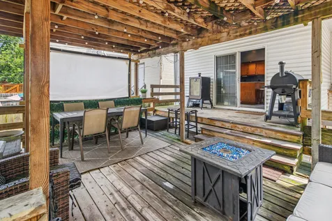 2016 North Whipple Street Chicago IL 60647