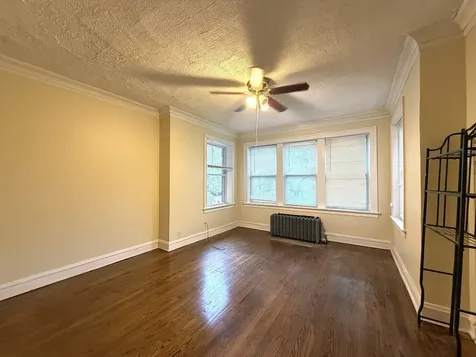 7656 South East End Avenue Chicago IL 60649