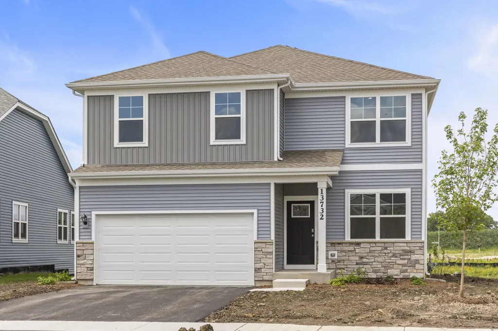 13732 South Palmetto Drive Plainfield IL 60544