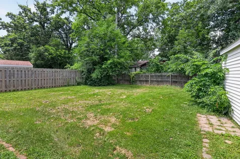 152 Tilton Park Drive Dekalb IL 60115