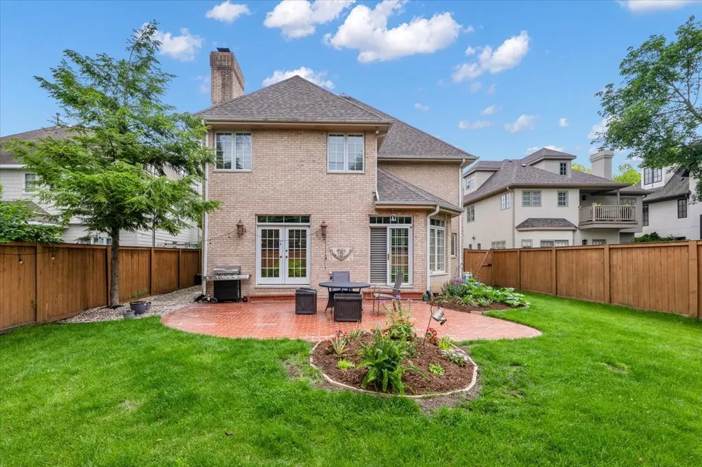 310 North County Line Road Hinsdale IL 60521