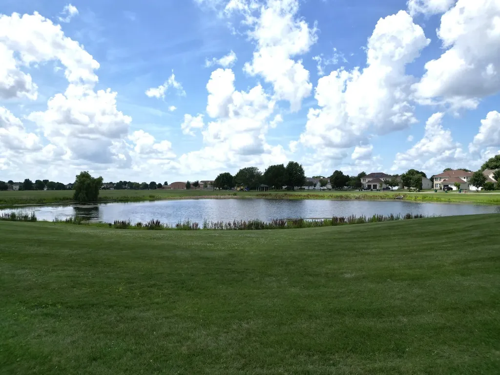 24127 West Walnut Circle Plainfield IL 60585