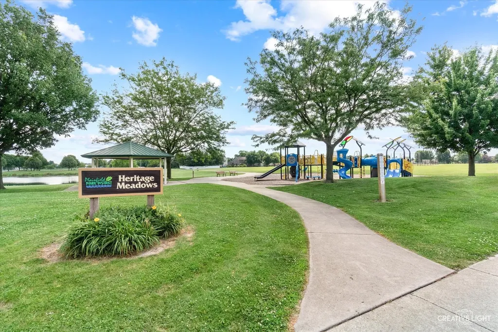 24127 West Walnut Circle Plainfield IL 60585