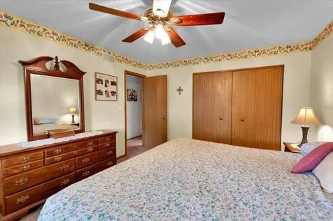 214 Deerpath Drive Oswego IL 60543