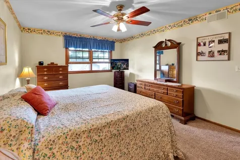 214 Deerpath Drive Oswego IL 60543