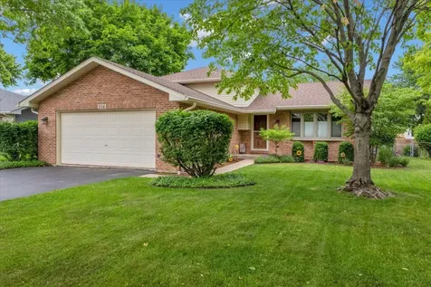214 Deerpath Drive Oswego IL 60543