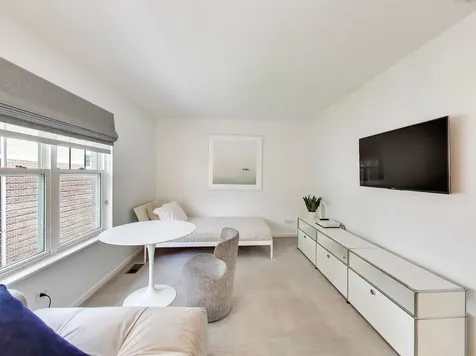 4926 South Cornell Avenue Chicago IL 60615