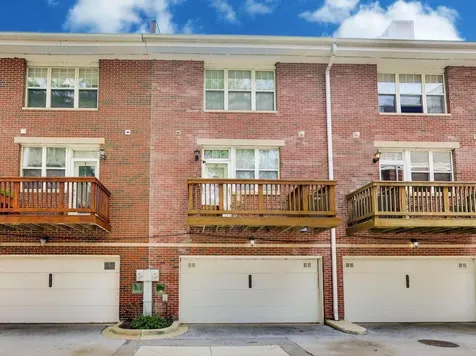 4926 South Cornell Avenue Chicago IL 60615