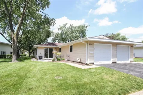 1010 Glastonbury Lane Schaumburg IL 60193