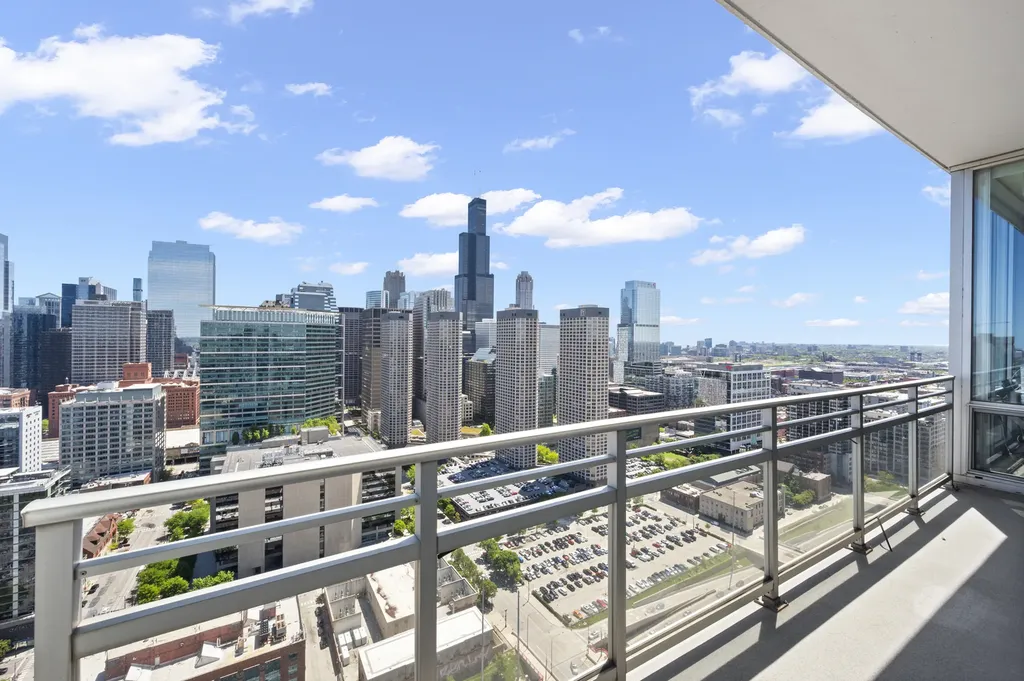 737 West Washington Boulevard Chicago IL 60661