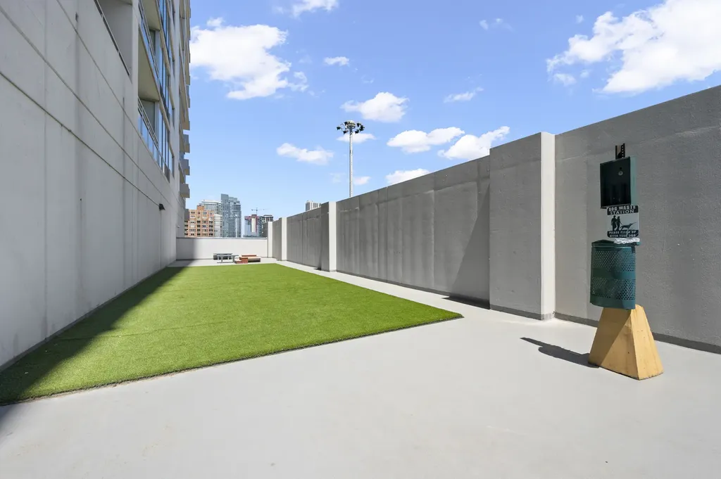737 West Washington Boulevard Chicago IL 60661