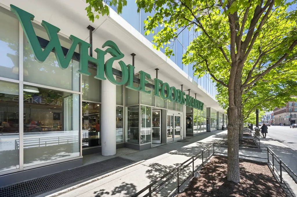737 West Washington Boulevard Chicago IL 60661