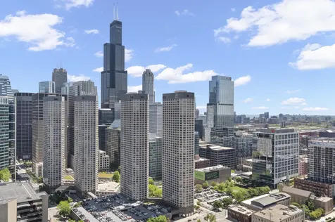 737 West Washington Boulevard Chicago IL 60661