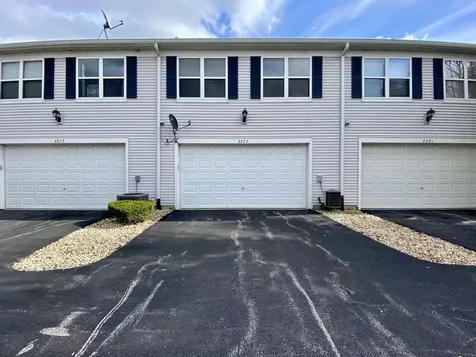 2279 Barrington Drive E Aurora IL 60503