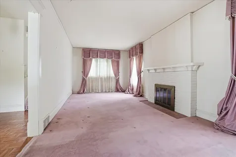 104 Fairview Avenue Bloomington IL 61701