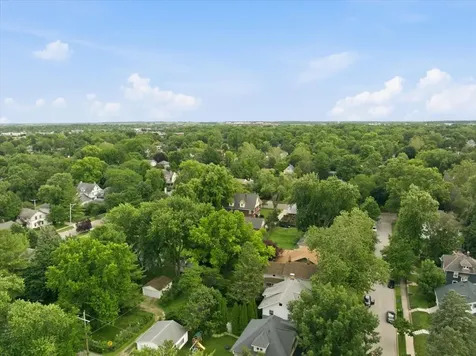 104 Fairview Avenue Bloomington IL 61701
