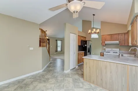 1327 Northgate Drive Bartlett IL 60103