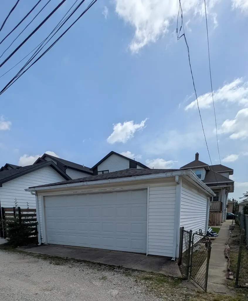 4820 North Natoma Avenue Chicago IL 60656