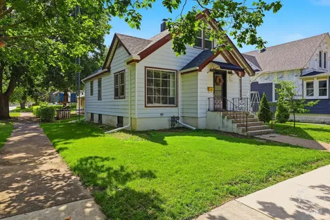 312 South Blaine Avenue Bradley IL 60915