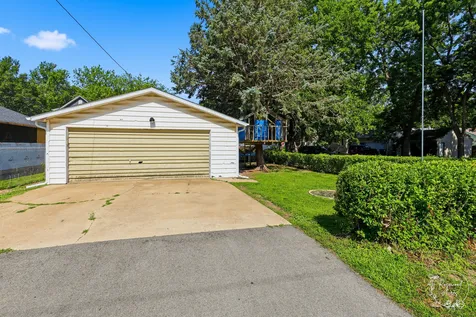 312 South Blaine Avenue Bradley IL 60915