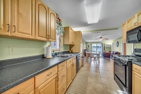 28422 West Park Avenue Wauconda IL 60084
