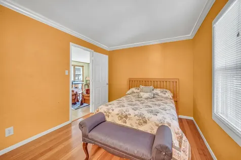 28422 West Park Avenue Wauconda IL 60084