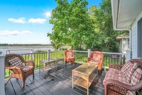 28422 West Park Avenue Wauconda IL 60084