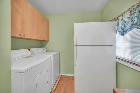 28422 West Park Avenue Wauconda IL 60084