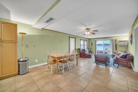 28422 West Park Avenue Wauconda IL 60084