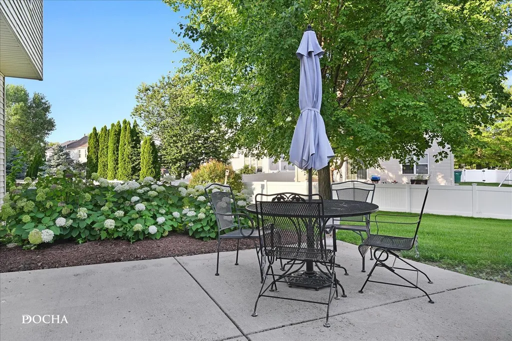 2002 Ashbrook Court Plainfield IL 60586