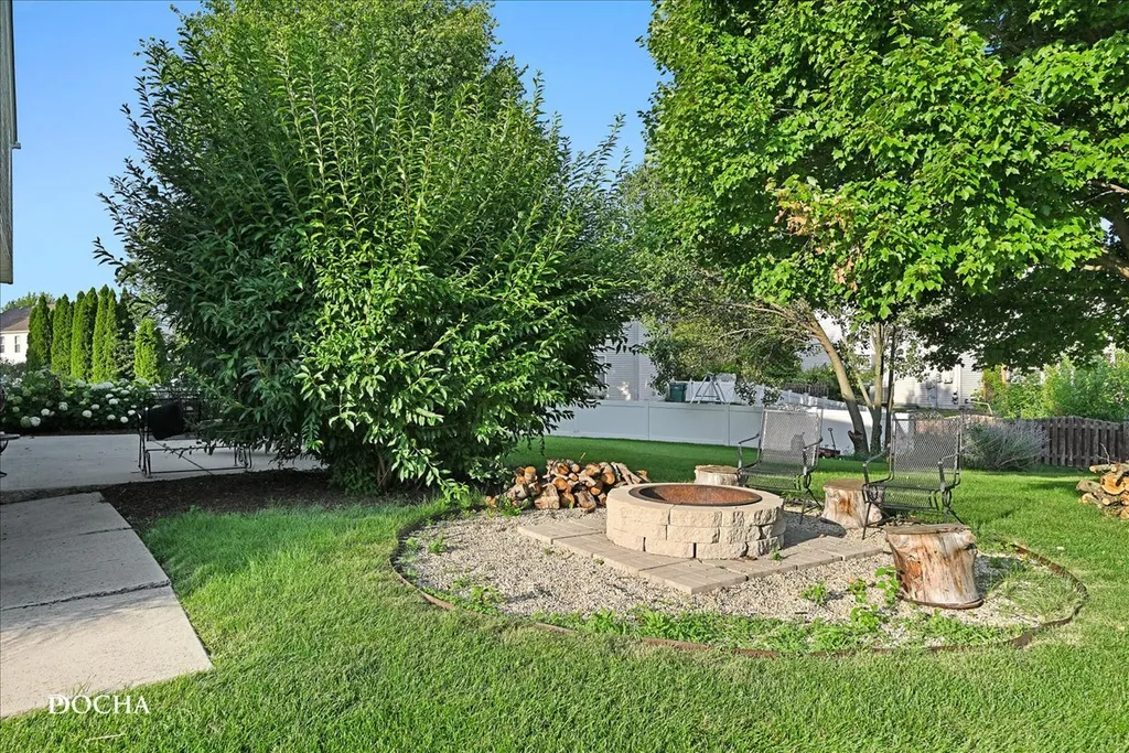 2002 Ashbrook Court Plainfield IL 60586