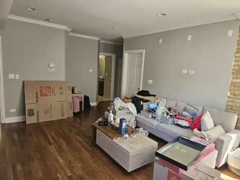 6503 North Mozart Street Chicago IL 60645