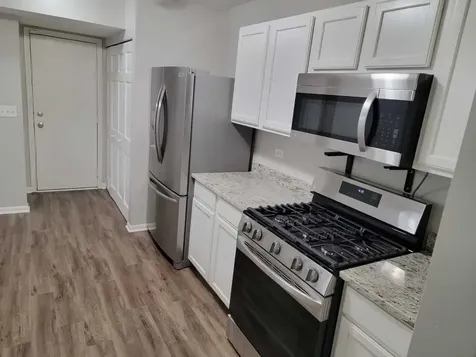 889 Symphony Drive Aurora IL 60504