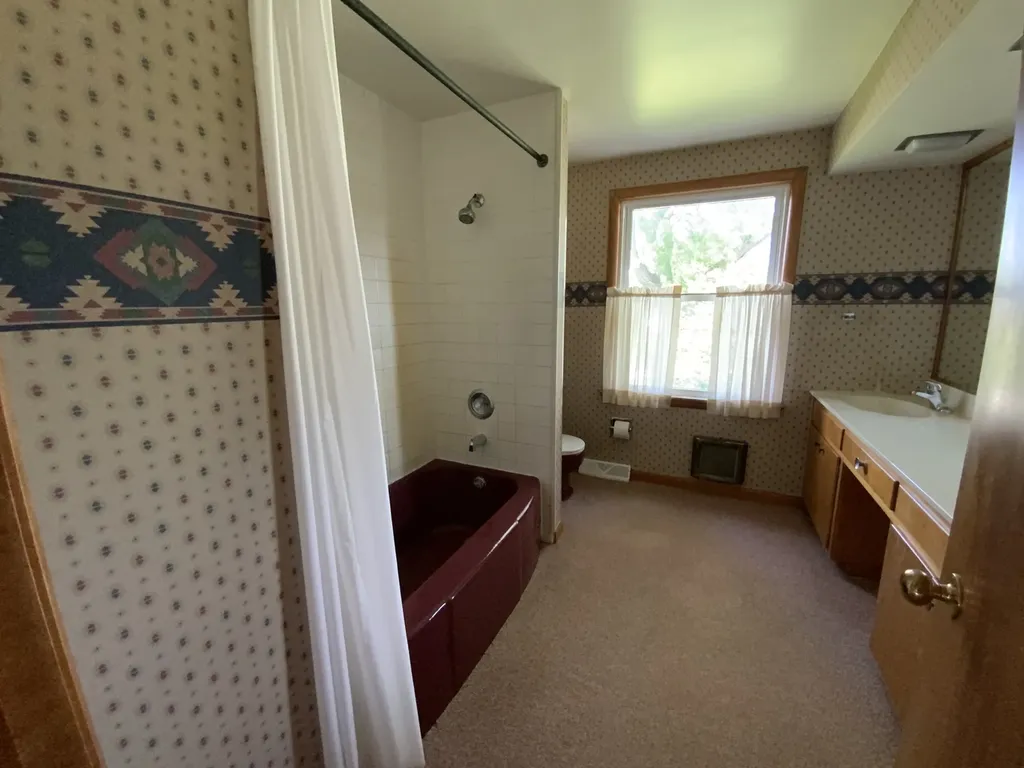 809 Mcclaran Avenue Aurora IL 60506