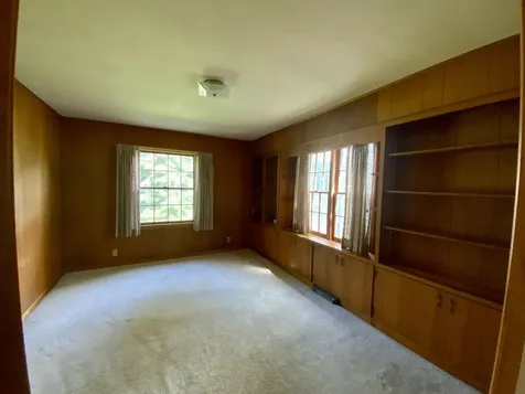 809 Mcclaran Avenue Aurora IL 60506