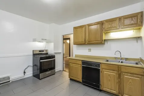 419 Hickory Street Waukegan IL 60085